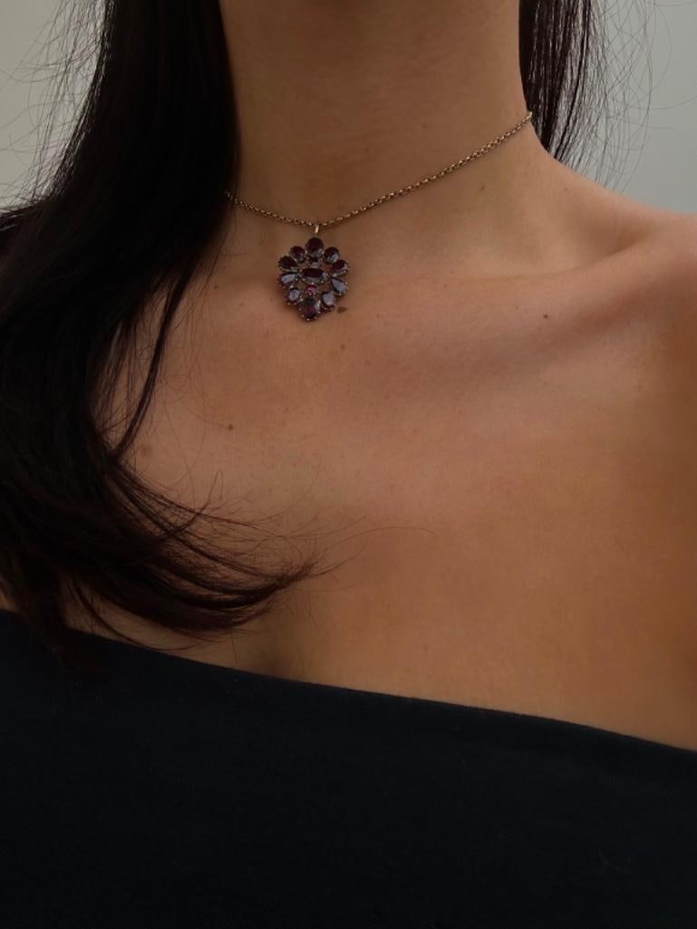 Antique Gold Large Garnet Pendant on Gold Chain - 2
