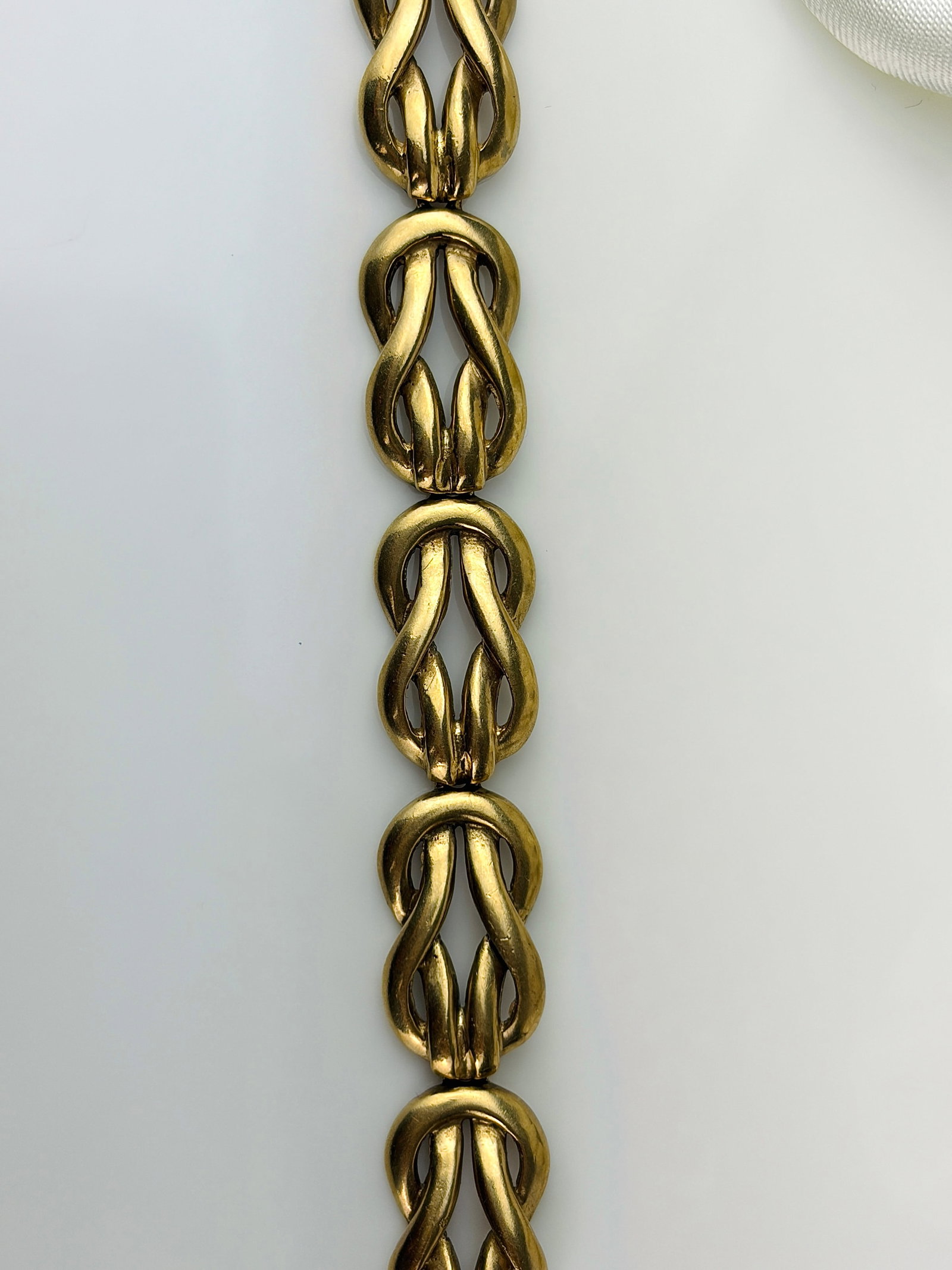 vintage 9ct gold infinity link bracelet - 5