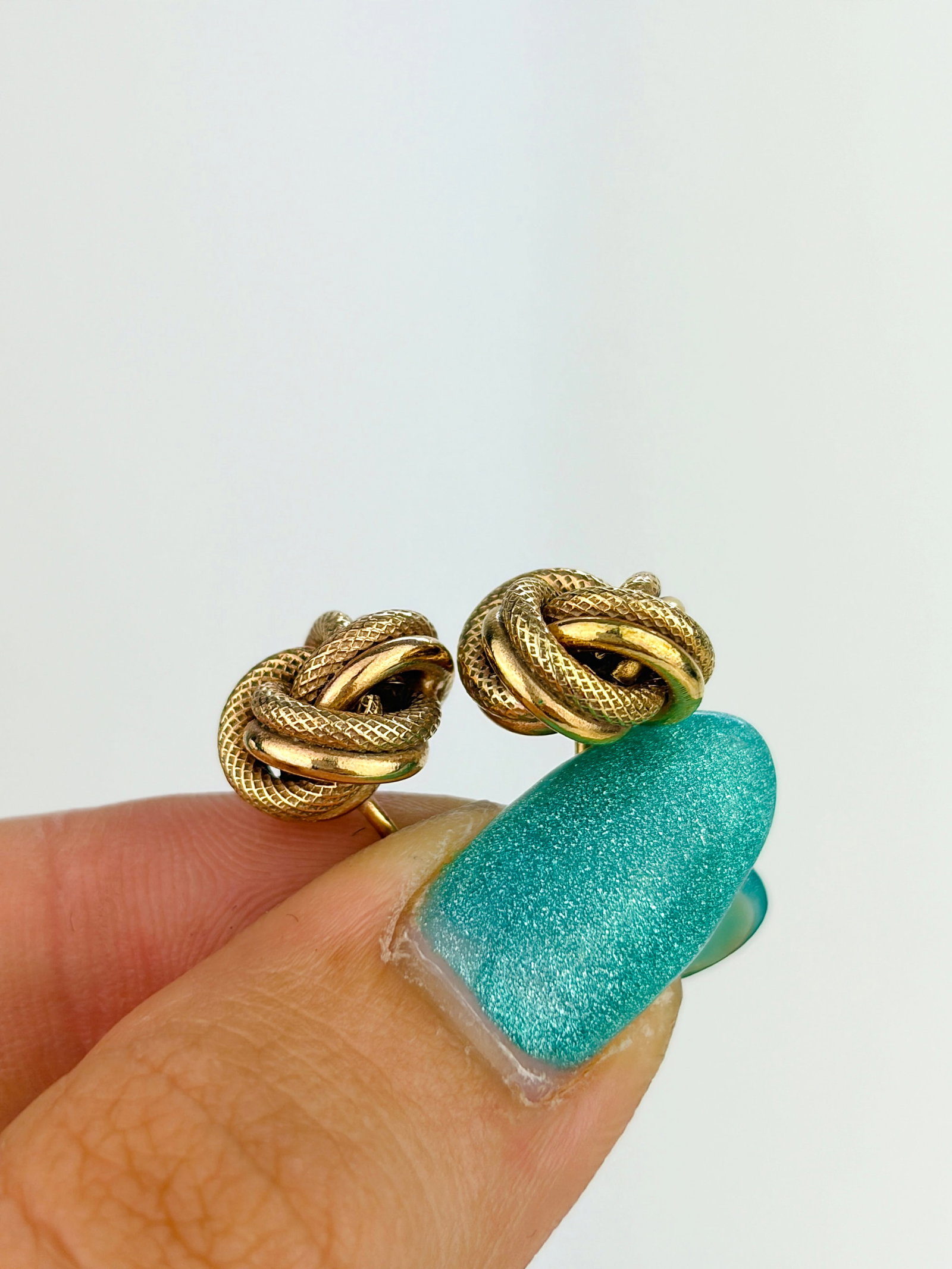 Vintage 9ct Yellow Gold Textured Twisted Knot Stud Earrings - 3