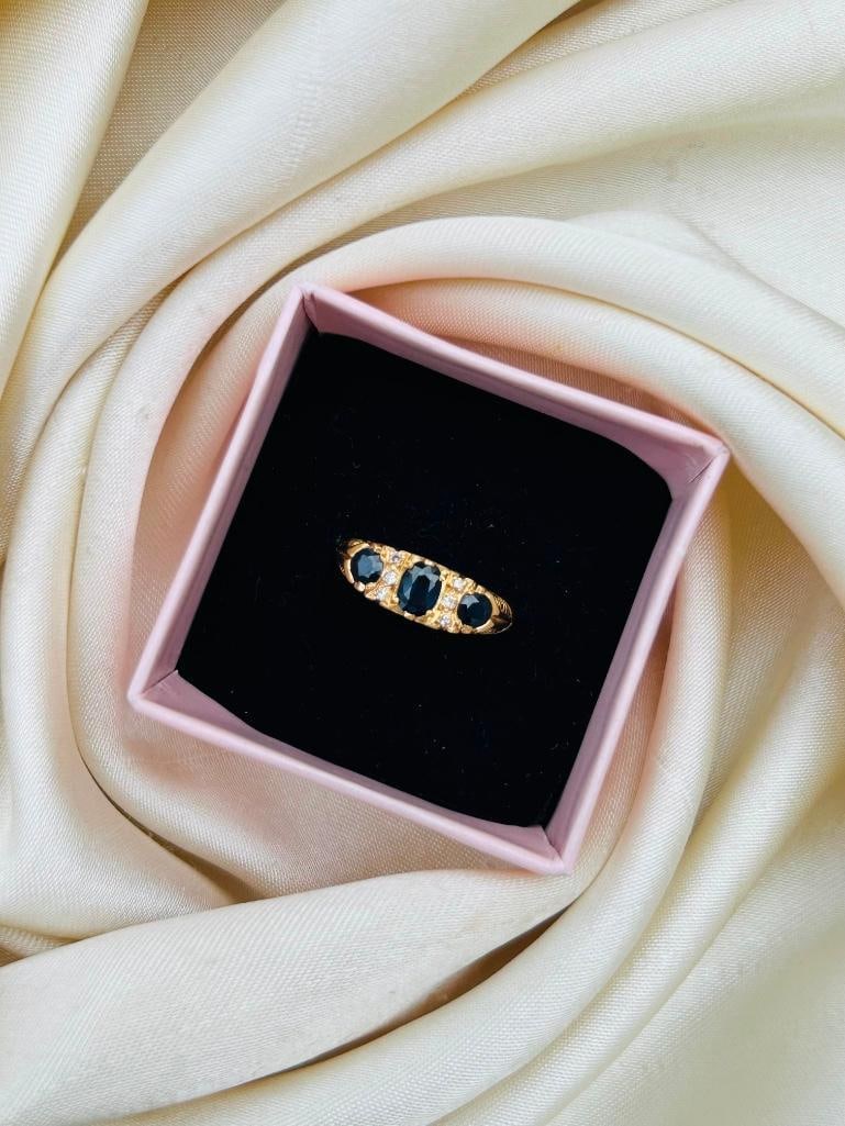 Chunky 18ct Yellow Gold Sapphire and Diamond 3 Stone Ring - 4