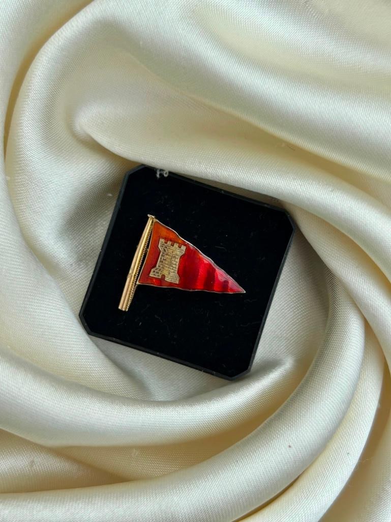 Collectors- 9ct Gold Enamel Flag Brooch - Benzie Cowes - 3