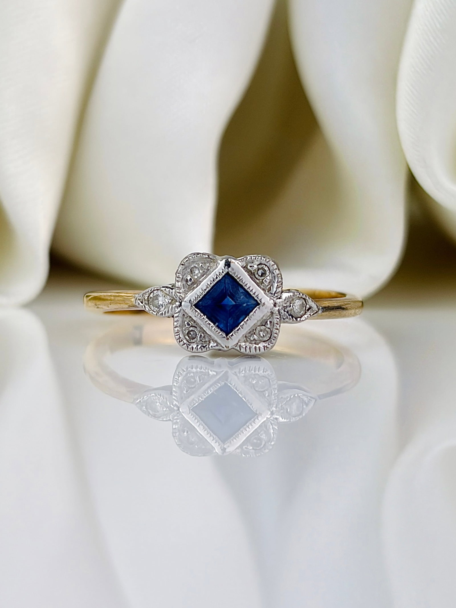 Sapphire and Diamond Square Ring in 9ct Gold: Sapphire and diamond square ring in 9ct gold