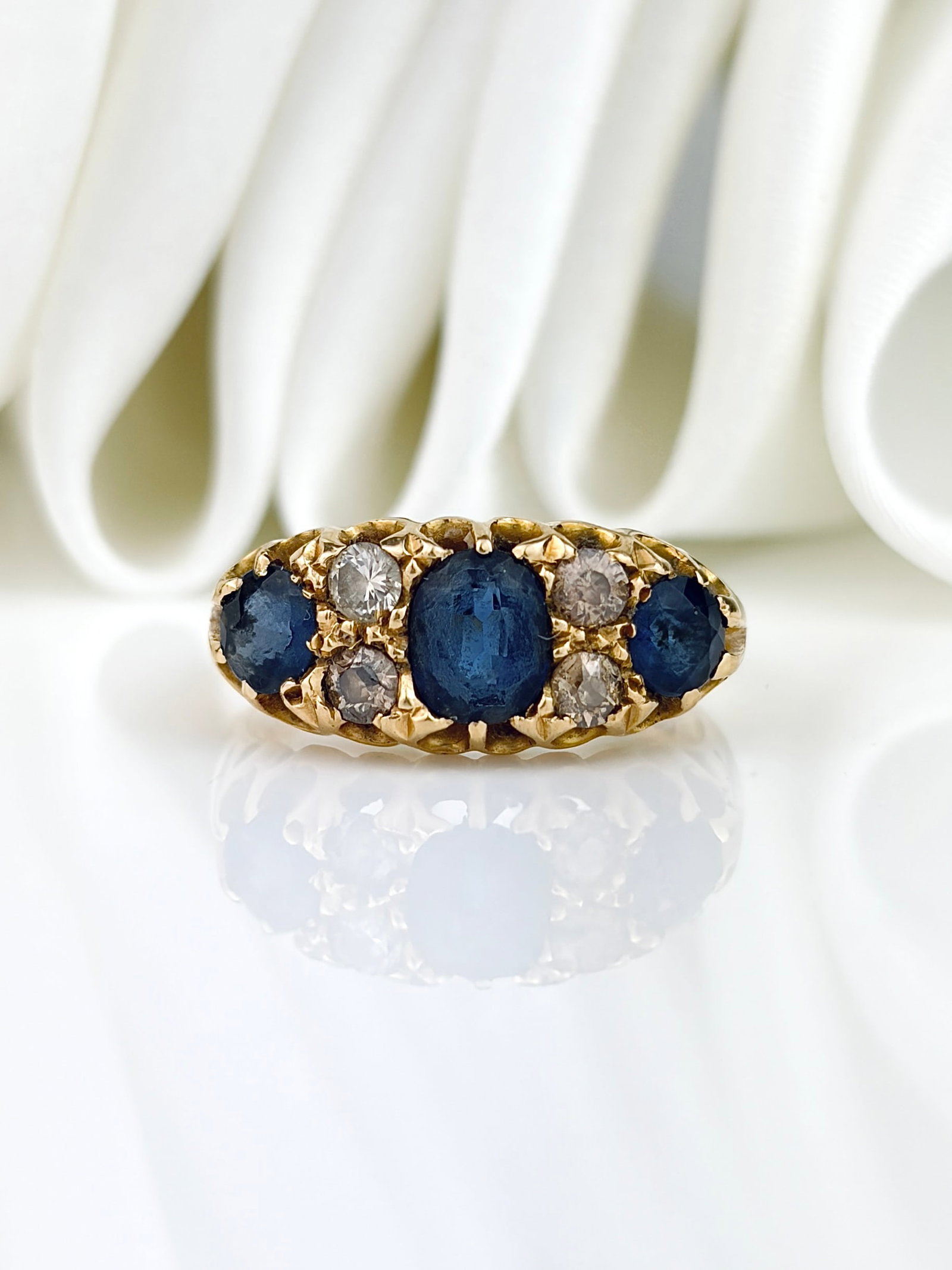 Antique c.1906 18ct Yellow Gold Chunky Sapphire and Diamond 5 Stone Ring: Antique c.1906 18ct Yellow Gold Chunky Sapphire and Diamond 5 Stone Ring A truly spectacular ring, with the inscription '16/5/06 From A.B'. 