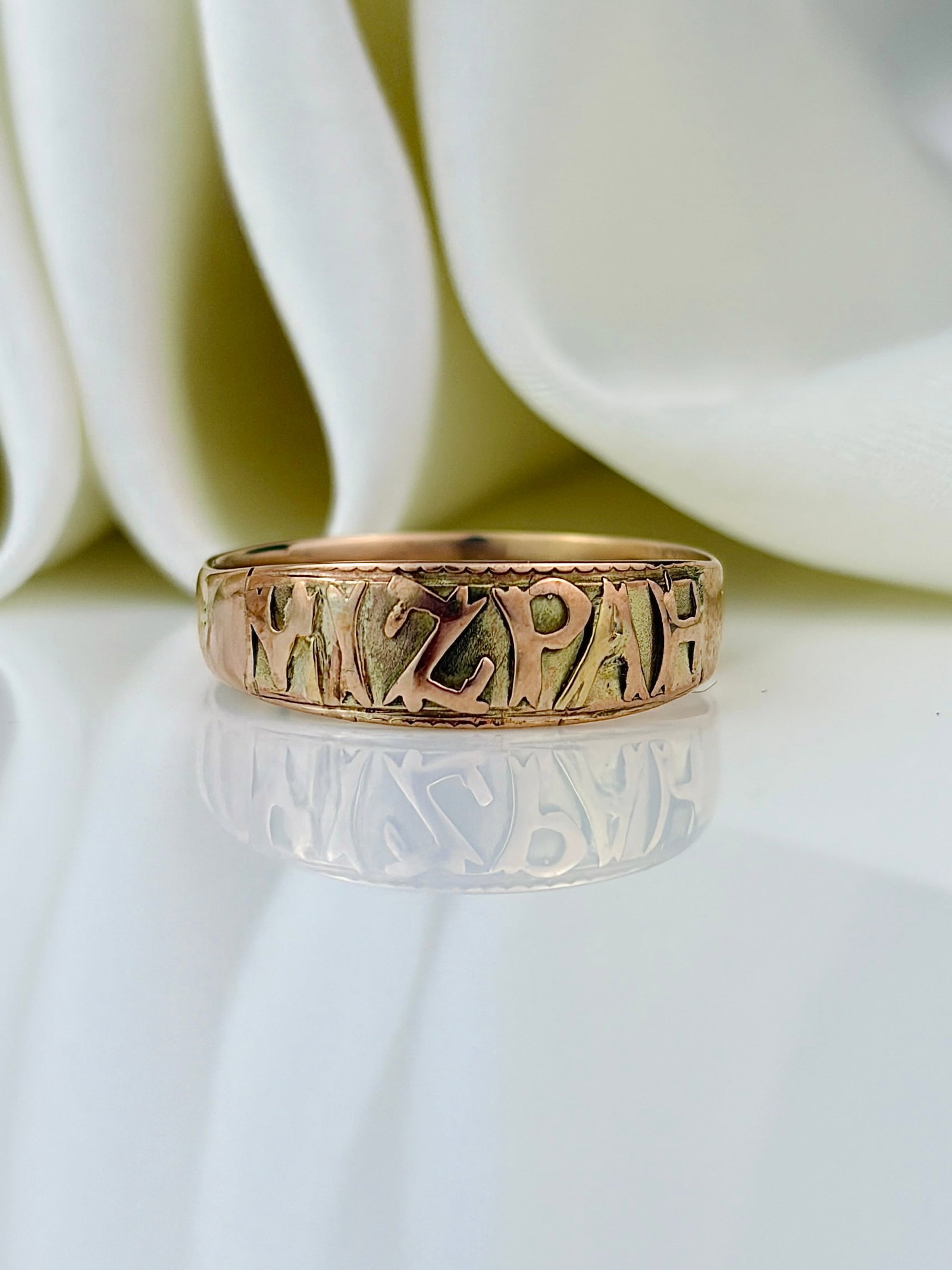 antique 9ct gold mizpah ring (1 of 8)