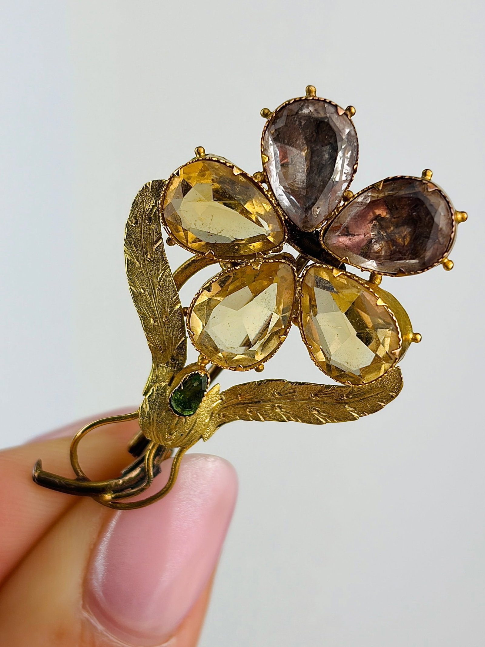 Antique Georgian Era 18ct Yellow Gold Gems Pansy Brooch Large Size: antique Georgian era 18ct yellow gold gems pansy brooch large size Stunning pansy brooch with gorgeous stones and details Weight: 3.95g Size: 38x24mm, depth 3mm Materials: 18ct gold Hallmarks: None