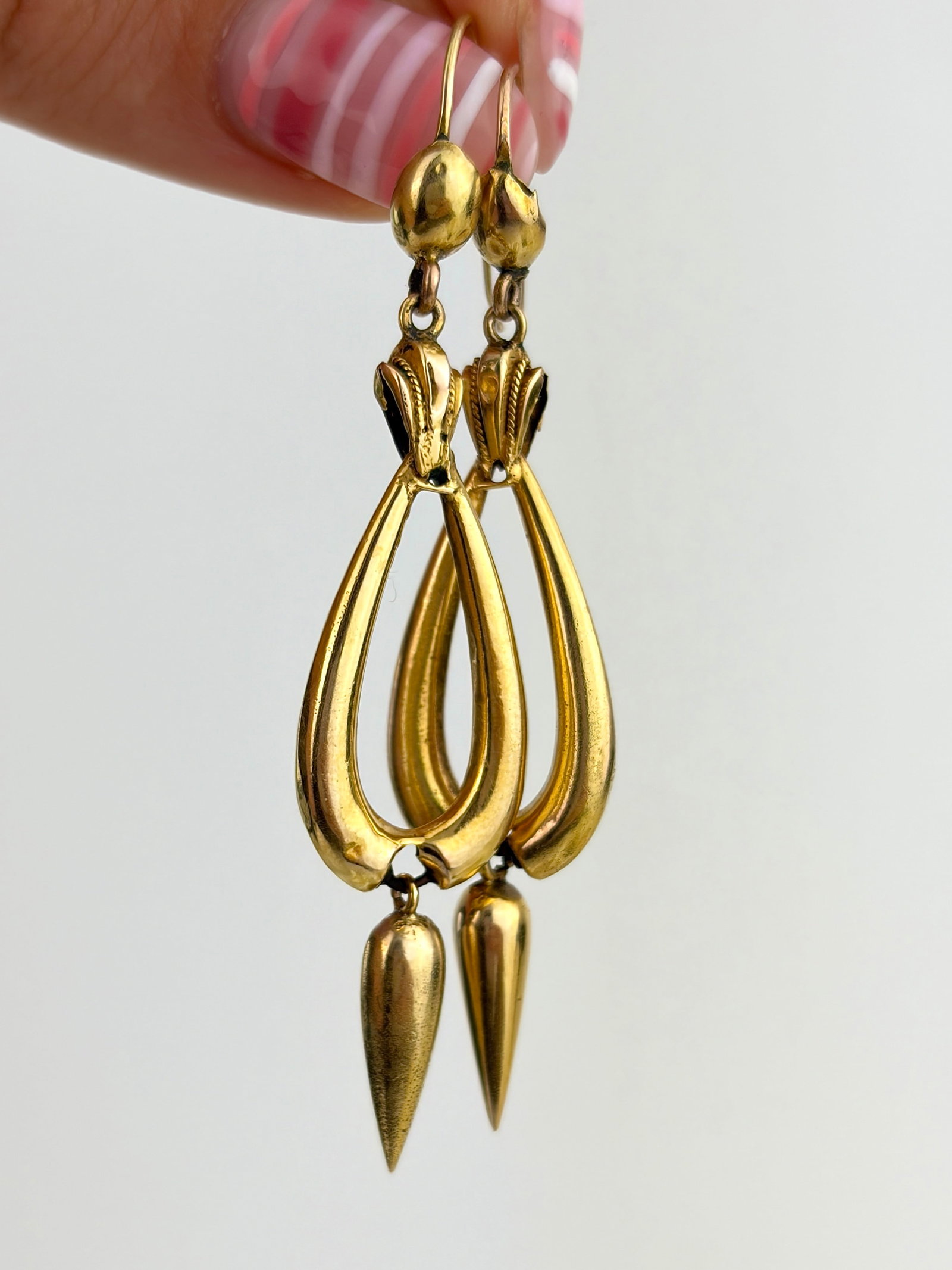 Antique Victorian Era 15ct Yellow Gold Drop Earrings: Antique Victorian Era 15ct Yellow Gold Drop Earrings Pretty design!