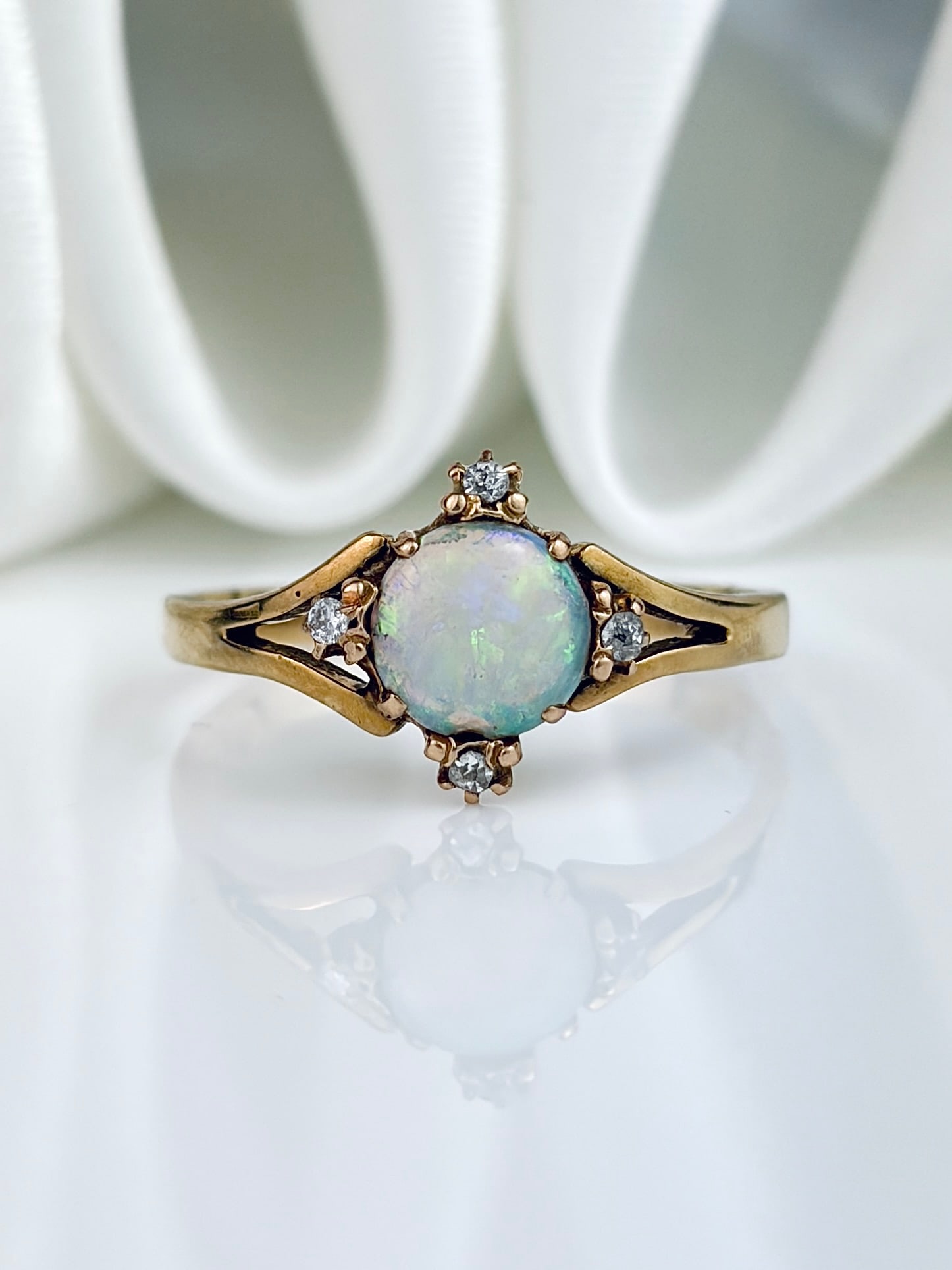 Sweet Antique 18ct Yellow Gold Opal and Diamond Ring: Sweet Antique 18ct Yellow Gold Opal and Diamond Ring The sweetest ring with a colourful candy opal, with four diamonds around it!