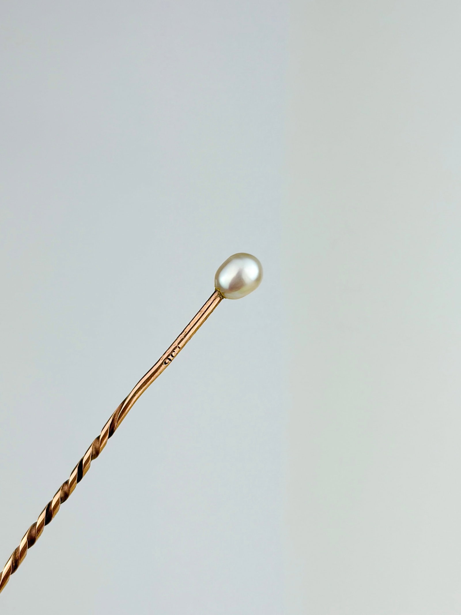 9ct Yellow Gold Pearl Stick Pin Brooch (1 of 5)