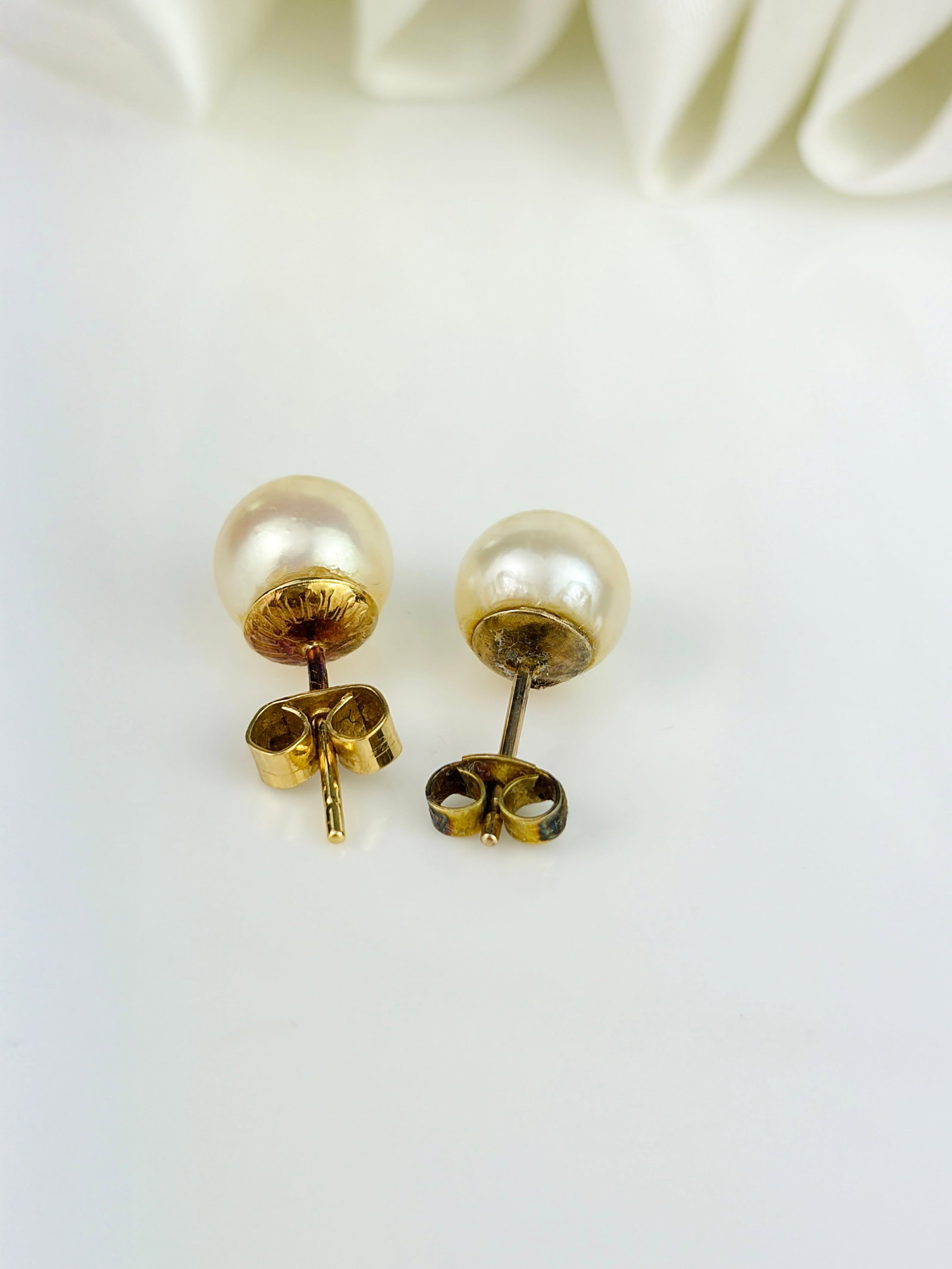 Pearl Gold Stud Earrings - 3