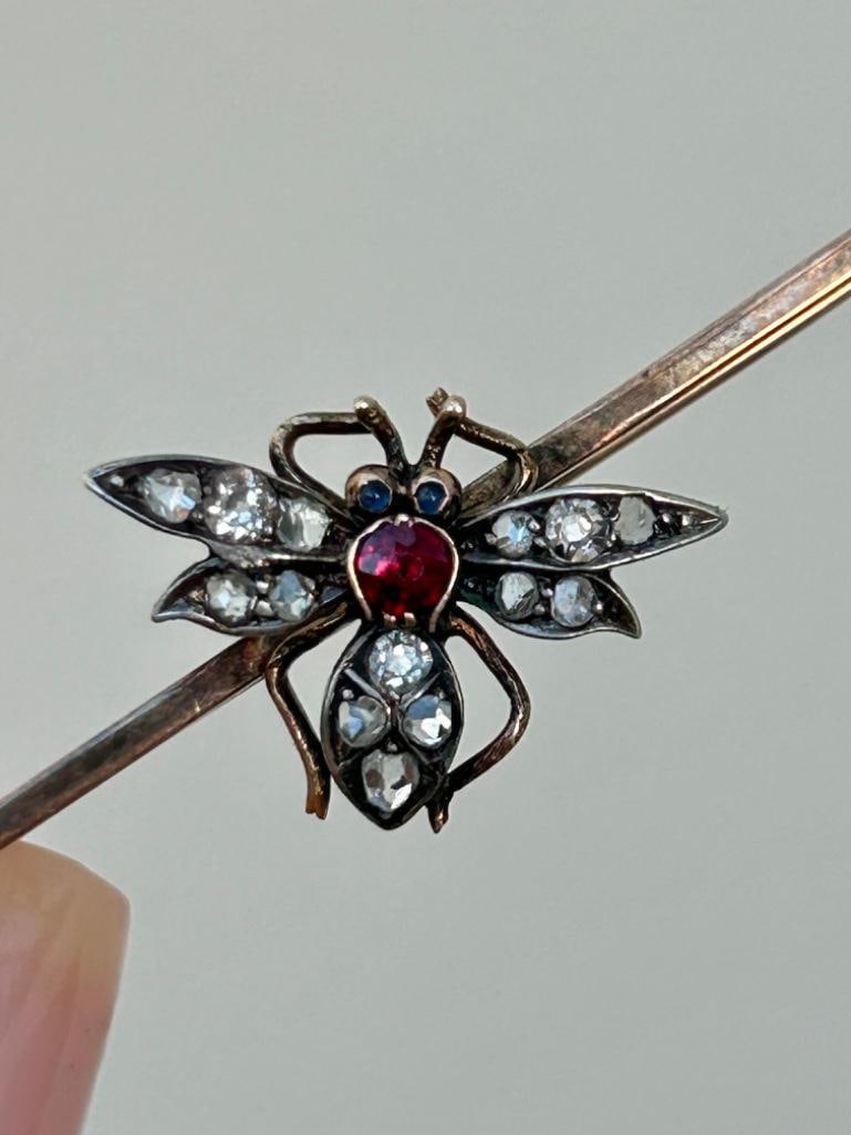 Antique Rose Cut Diamond Bug Brooch in Gold: Antique Rose Cut Diamond Bug Brooch in Gold gorgeous little diamond bug, would look great converted into a pendant! measurements size 44mm x 14mm weight 2.58g materials 