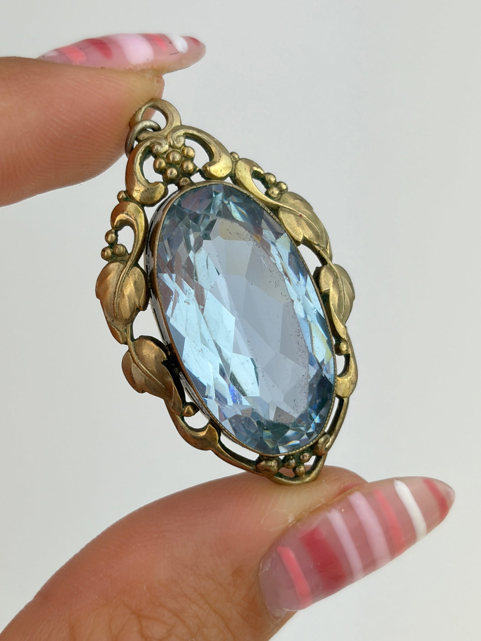 Large Stone Set Pendant - 3