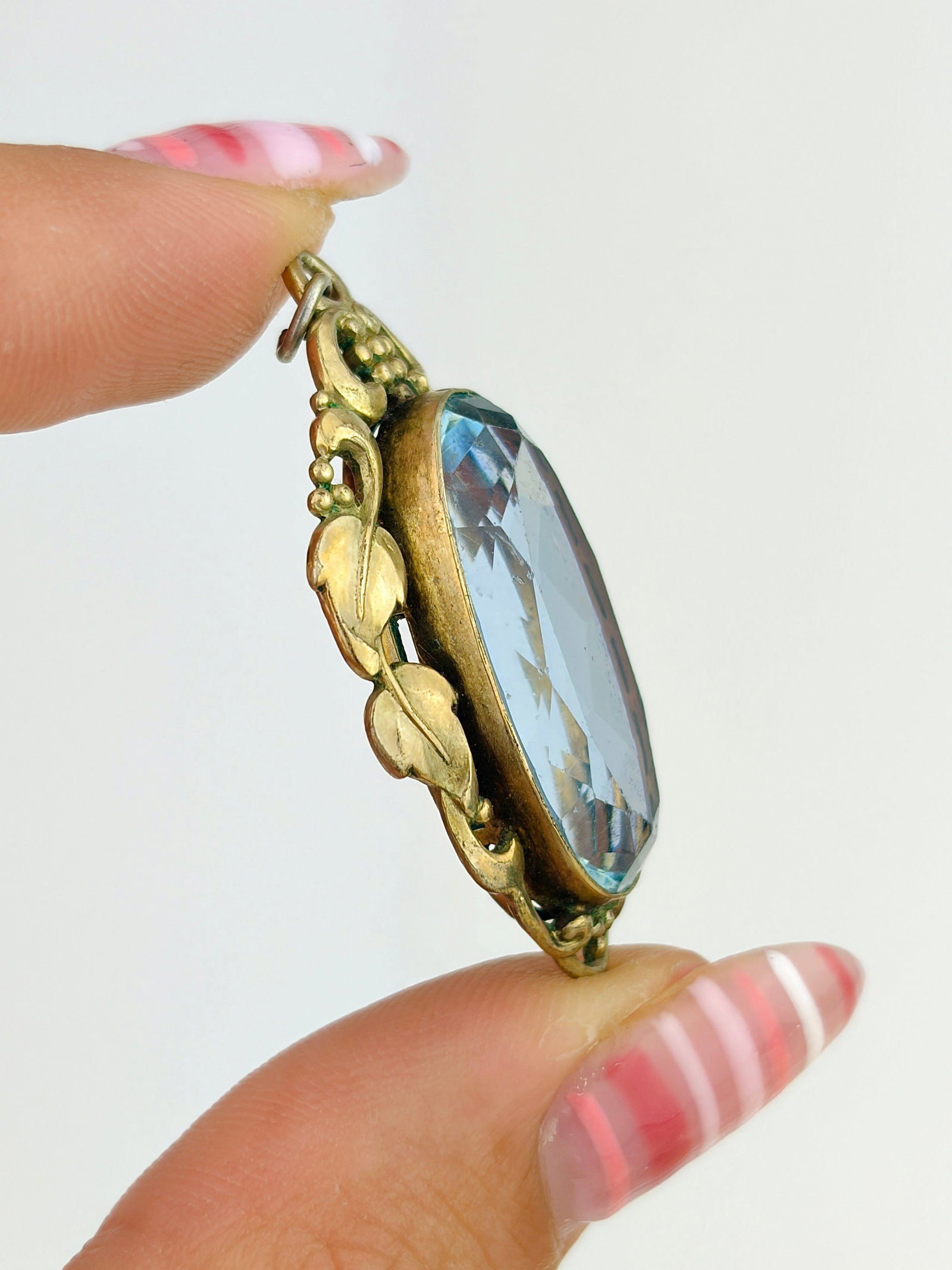 Large Stone Set Pendant - 4