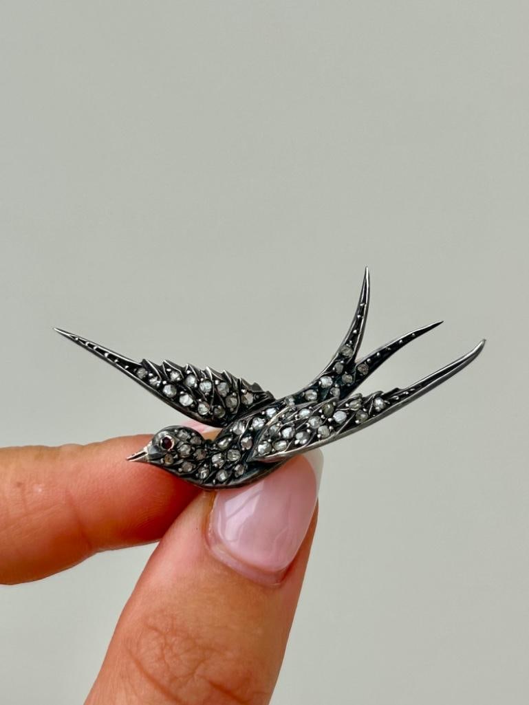 Antique Rose Cut Diamond Large Bird / Swallow Brooch in Green Velvet Box: Antique Rose Cut Diamond Large Bird / Swallow Brooch in Green Velvet Box the sweetest and most precious diamond bird, truly exceptional measurements length 51mm width 34mm