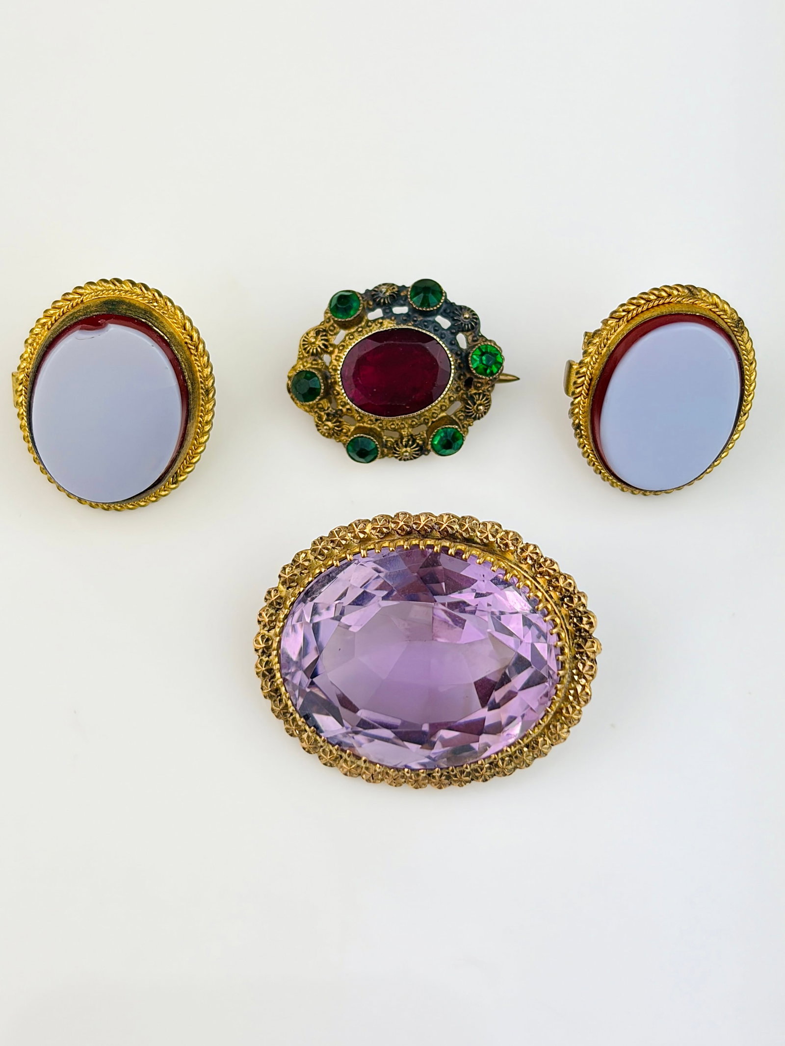 Mixed Lot - 9ct Gold Amethyst Brooch No Pin and More: Mixed Lot - 9ct Gold Amethyst Brooch No Pin and More