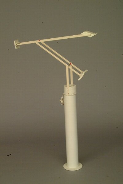 Richard Sapper Tizio White Floor Lamp: Richard Sapper Tizio White Floor Lamp For Artimede 73" H., 5" W Condition: good