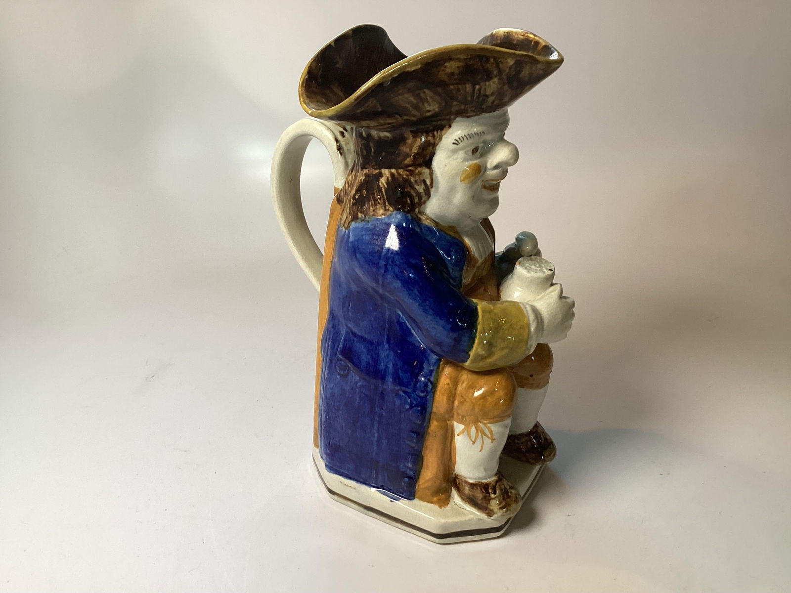 Fine English Pearlware Polychrome Toby Mug (1 of 4)