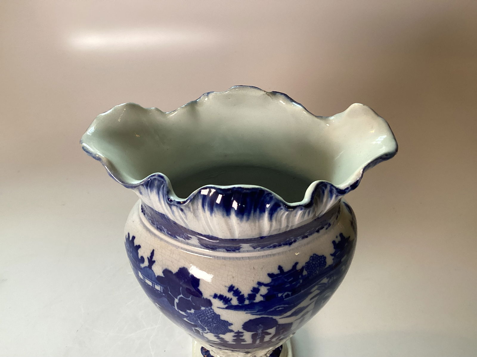 Fine English Pearlware Feather Edge Blue Transferware Vase C1820 (1 of 4)