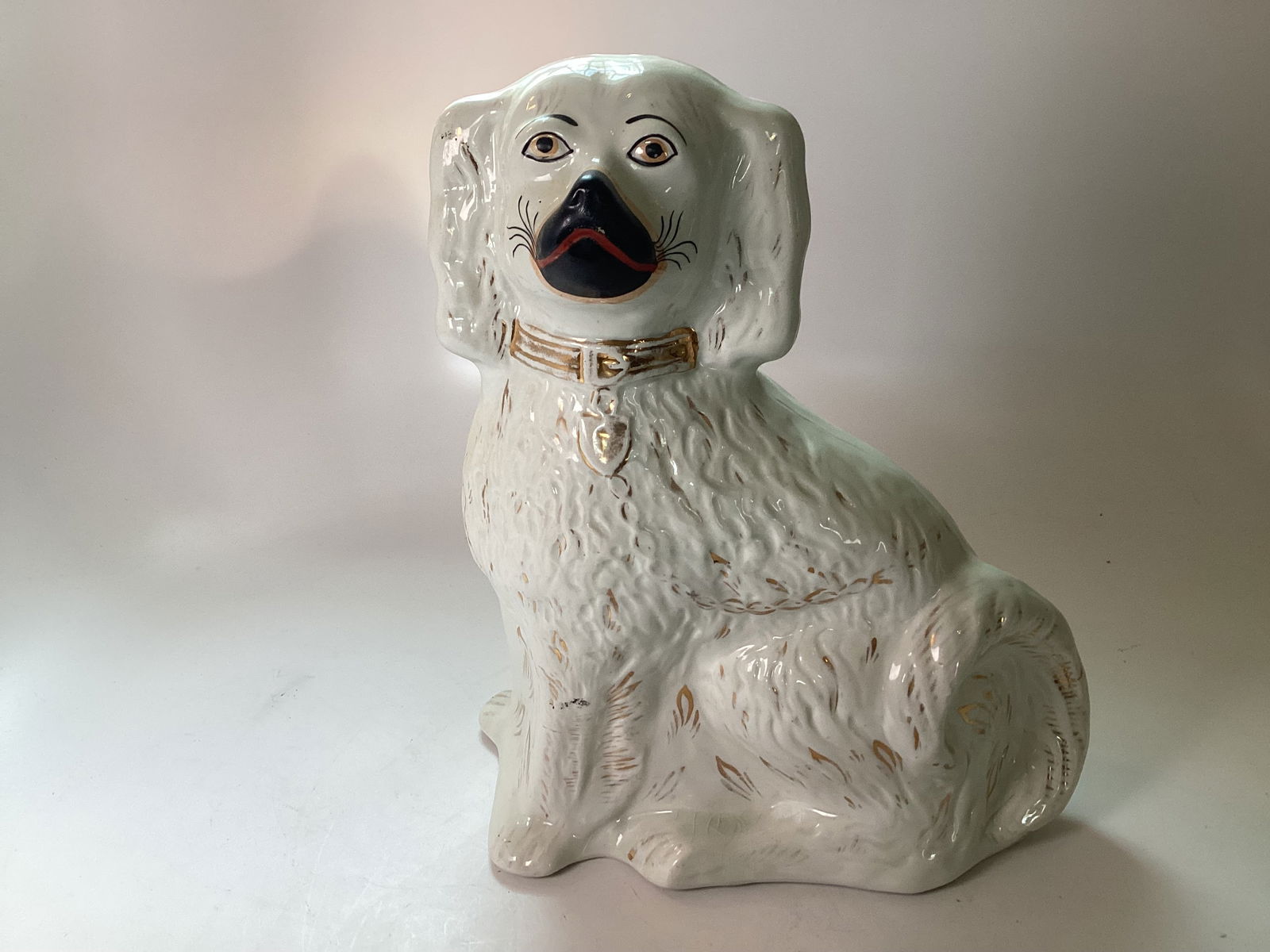 Large English Staffordshire White Spaniel Dog Figure (1 of 4)