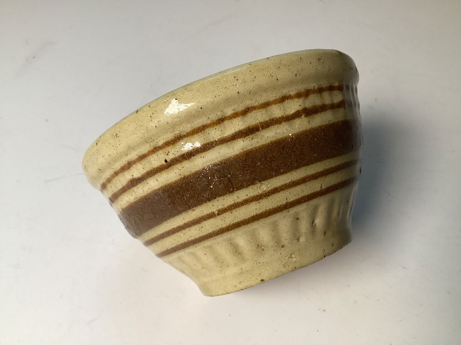 Small Yelloware 1 Egger Mixing Bowl (1 of 3)