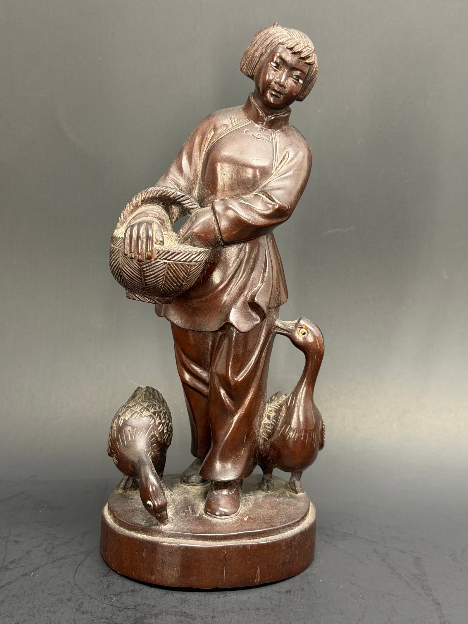 Chinese 20th Century Cultural Revolution wood carving signed by Jinrong of Lanzhou, China: Chinese 20th Century Cultural Revolution wood carving signed by Jinrong of Lanzhou, China. 8" tall by 3 1/4"
