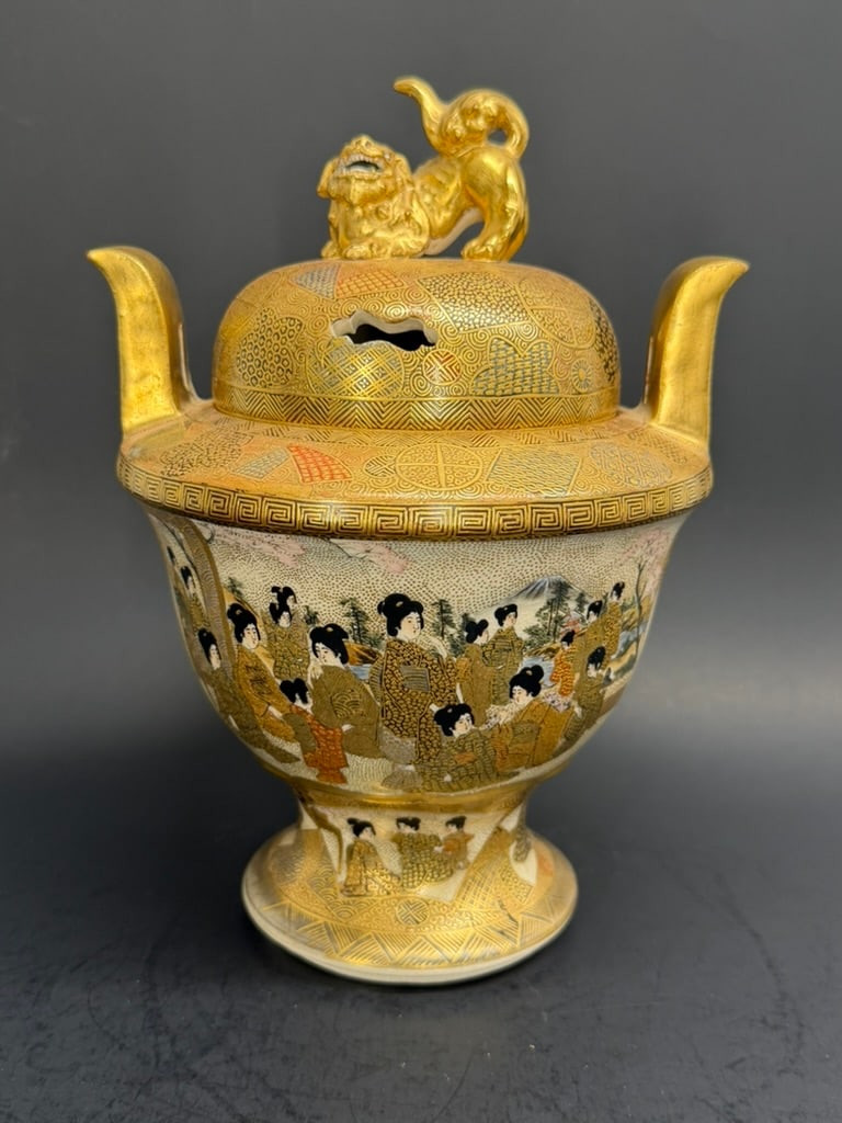 Japanese Meiji Period Satsuma Moriage 9" tall koro Signed Hododa with the impressed mark for Oosaka (1 of 20)