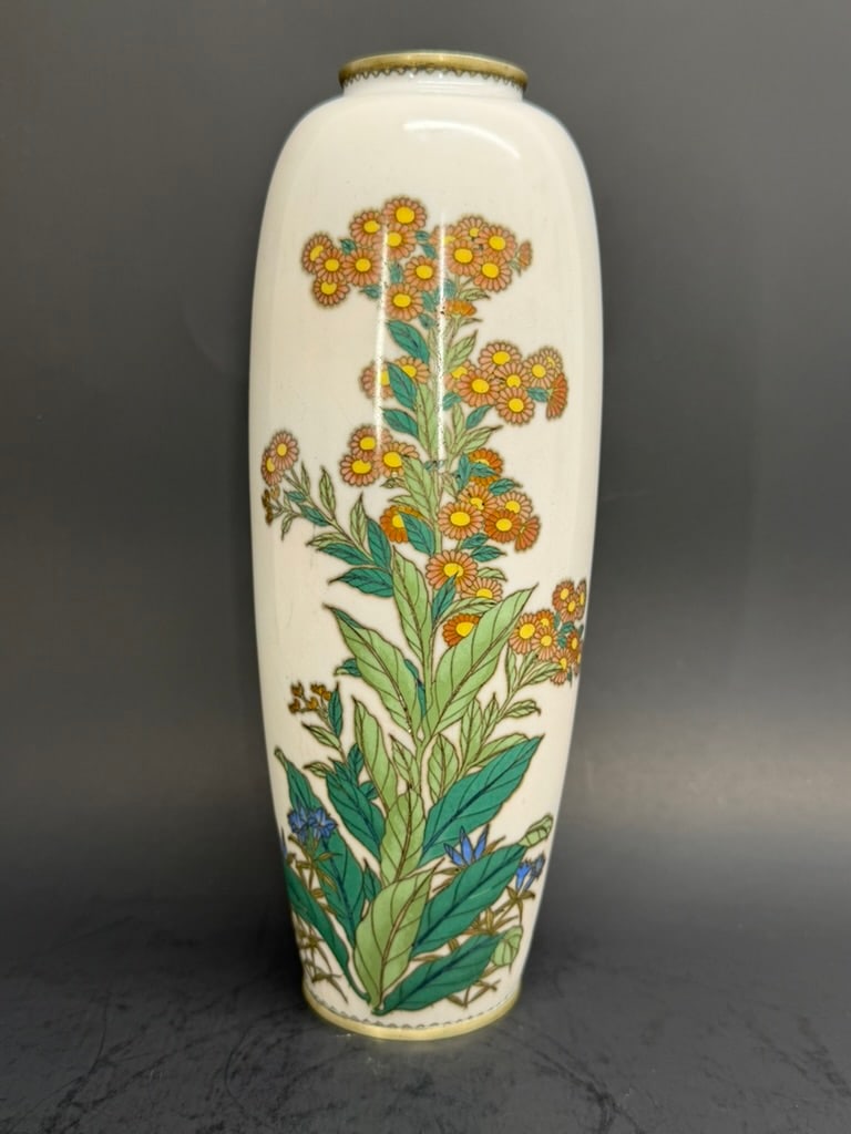 Japanese Meiji Period Cloisonne Yusen Shippo 8 1/4" floral vase signed Kumeno Teitaro. : Japanese Meiji Period Cloisonne Yusen Shippo 8 1/4" floral vase signed Kumeno Teitaro. Very unusual style for Kumeno Teitaro. 8 1/4" by 3" wideTo get a quote on shipping, please contact Our 3rd party 