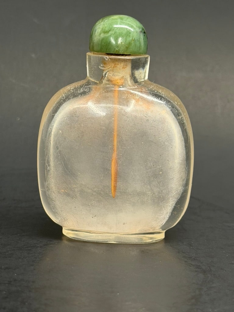 Chinese Qing Dynasty Glass Snuff Bottle with Nephrite Jade Stopper (1 of 20)