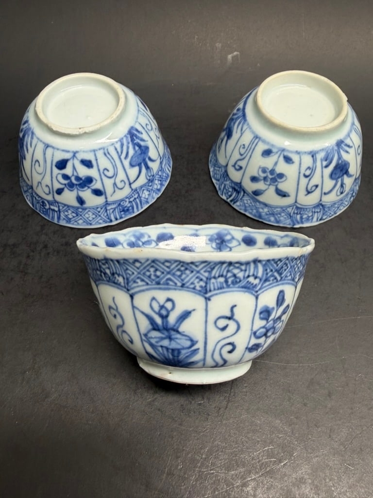 Chinese Export Porcelain Kangxi Blue and White Tea Cups Lot of 3 Matched pieces.: Lot of 3 Matched Chinese Export Porcelain Blue and White Tea Cups Kangxi. 2 7/8'' by 1 1/2" deep.