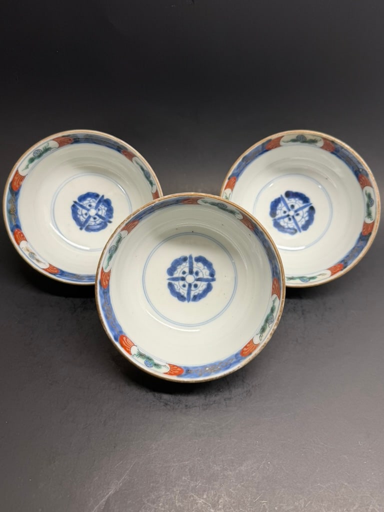 Lot of 3 Matched Japanese 19th Century Late Edo - Early Meiji Period Imari bowls.: Lot of 3 Matched 19th Century Late Edo - Early Meiji Period Japanese Imari bowls Decorated with florals, phoenixes, and geometric patterns 4 3/4'' by 2 5/8" deep