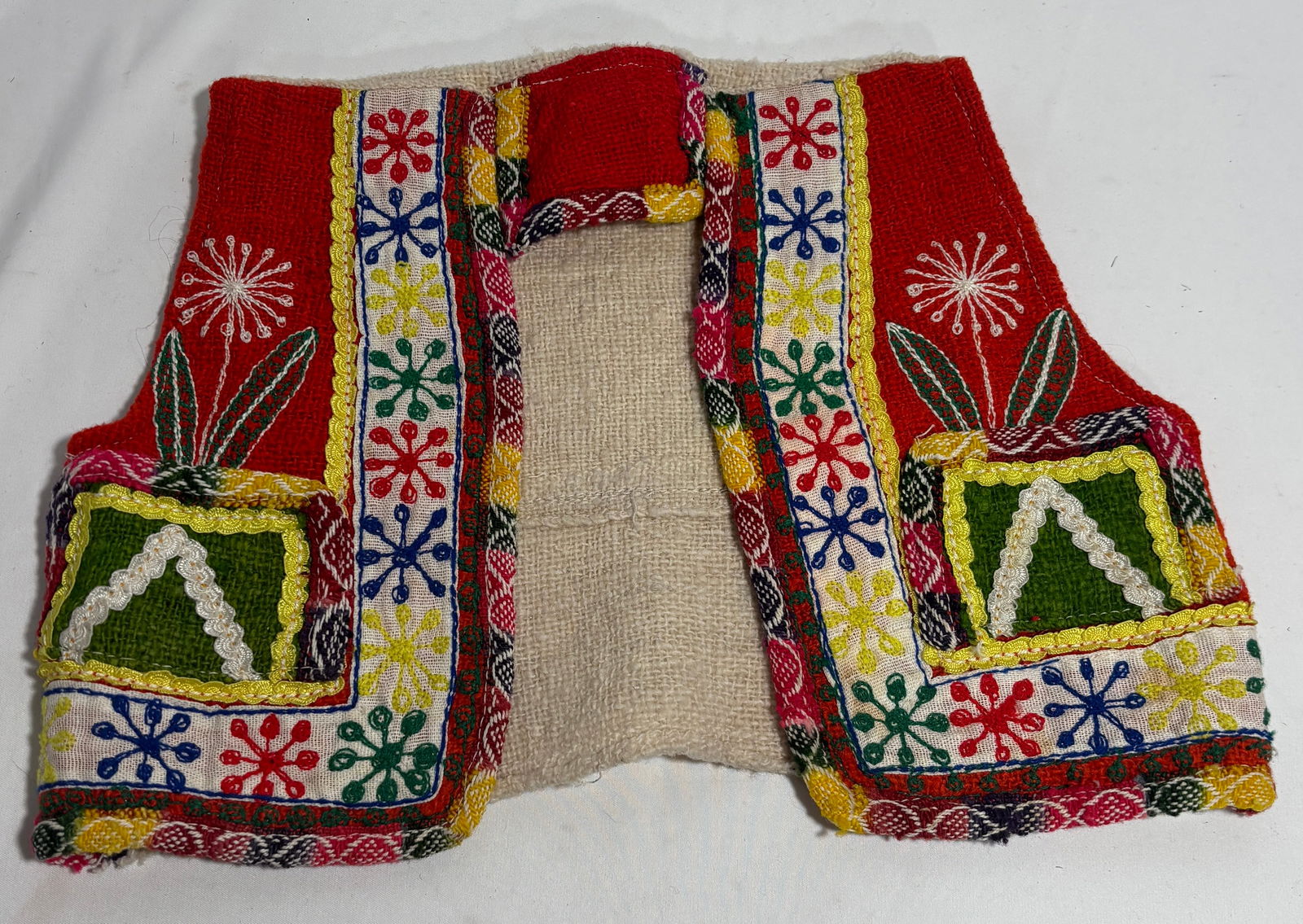 Bolivian Childs Vest, Alpaca Wool (1 of 4)