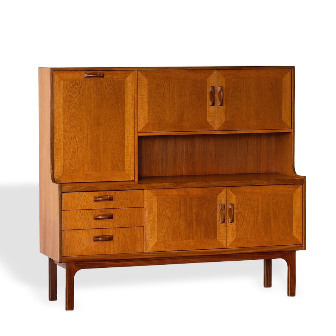 1960S G-PLAN TEAK SIDEBOARD (1 of 5)