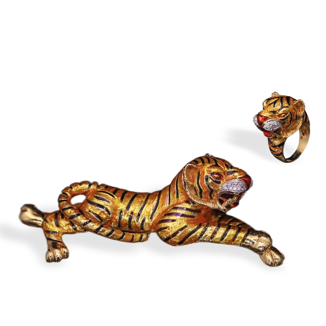 RETRO PERIOD 18K GOLD ENAMEL TIGER SUITE: Whimsically styled brooch and ring set, total weight 54.5g; brooch length 7.8 cm (3 1/16 in), ring size 11. Italian goldsmithing marked 750 and signed "modele" with patent mark, possibly by Frascarolo