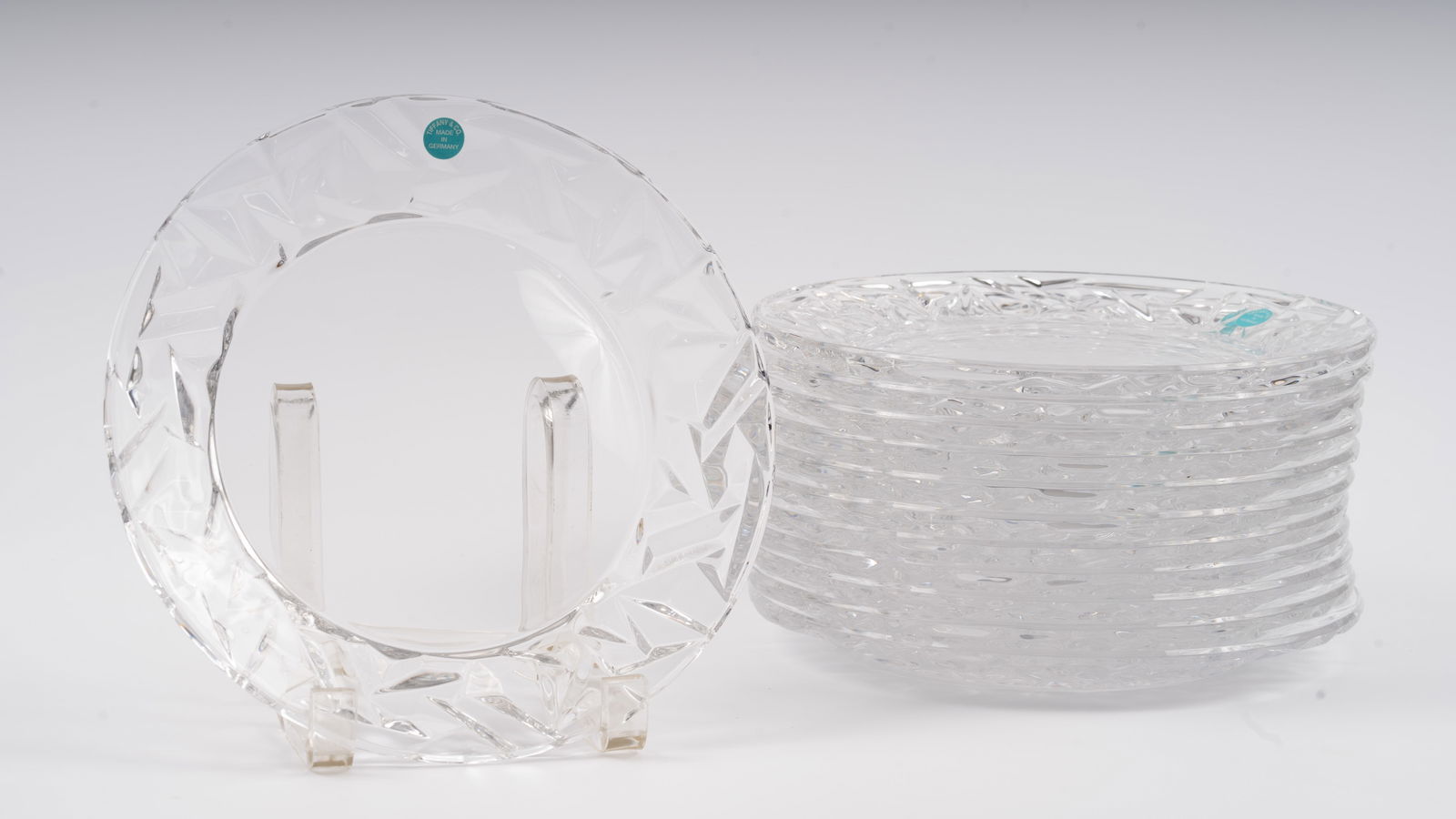 Set of 12 Tiffany "Rock Cut" Glass Plates Never Used (1 of 5)