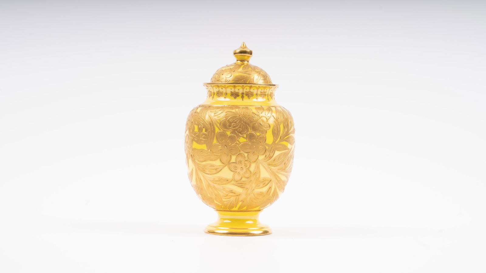 1877-1890 Royal Crown Derby (Derby Crown Period) Gilted Potporri Jar (1 of 5)