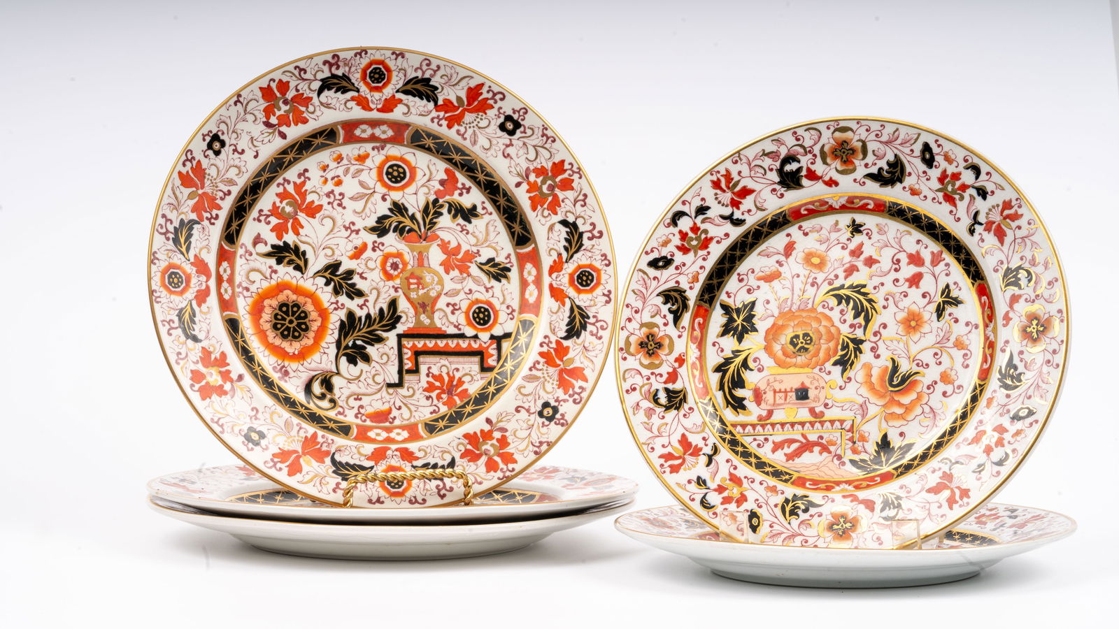 5 Antique (1880-1890) Ashworth Imari Plates 3 dinner 2 luncheon: Set of five antique ironstone plates by Ashworth Bros., dating from approximately 1880 to 1890. Each plate is richly decorated in the traditional Imari palette of iron red, cobalt blue, and gold, with