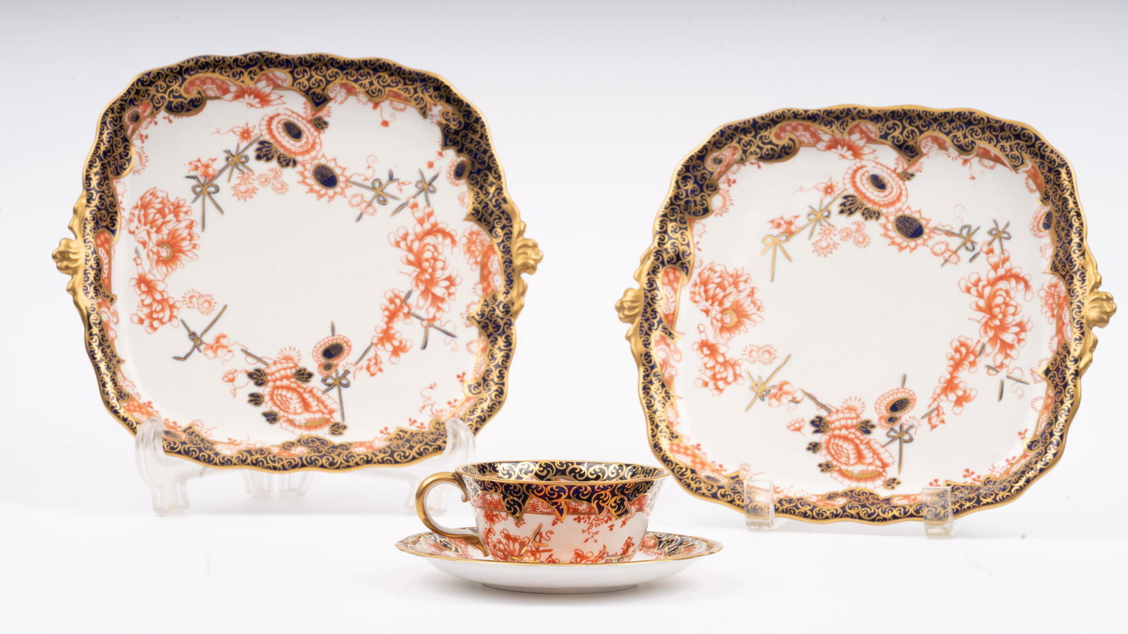 (2)Royal Crown Derby "Melton" Handled Square Plates & Cup w/Saucer (1 of 7)