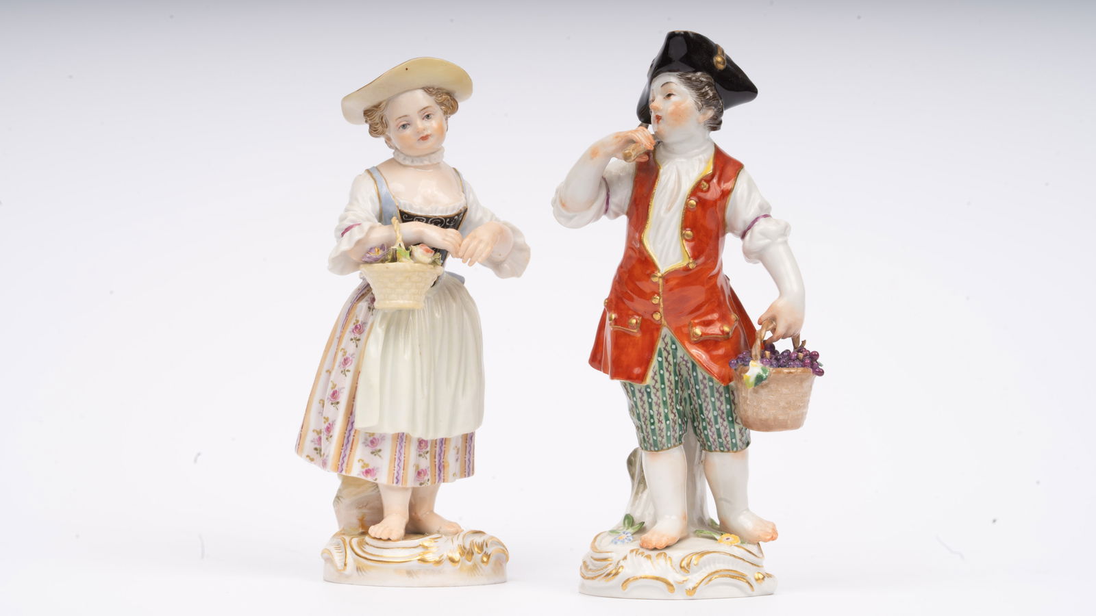 Pair Early Meissen Porcelain Figures Man Carrying Grapes Woman Carring Basket of Flowers (1 of 10)