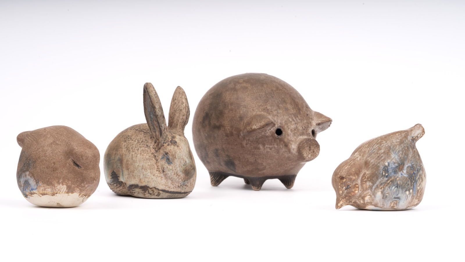 McCarty Pottery Merigold, Miss Pig, Rabbit & 2 Birds (1 of 8)