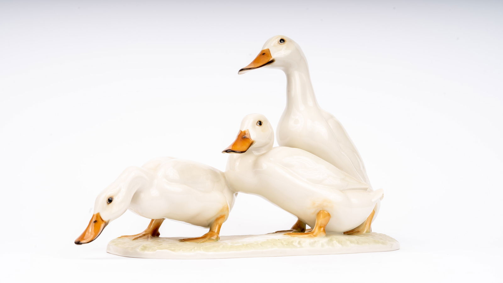 Lorenz Hutschenruther Ducks Group Porcelain (1 of 5)