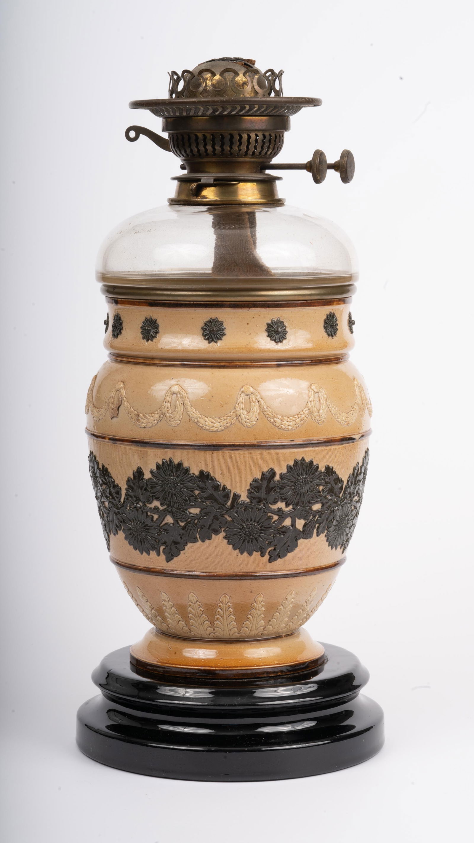 Antique Doulton Lambeth Pottery Oil Lamp (1 of 7)