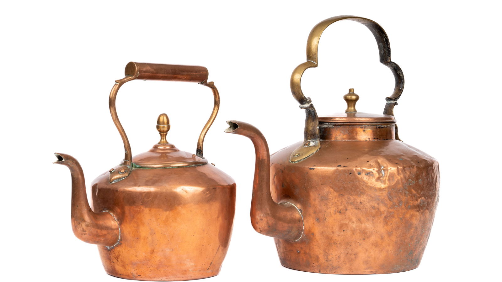 Pair of Antique Copper Kettles, Graduated Sizes (1 of 8)
