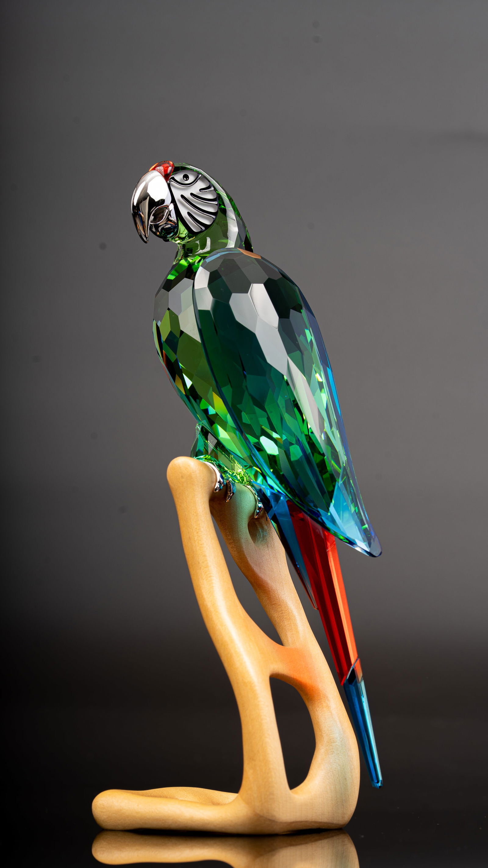 Swarovski Crystal Figurine  Macaw   Paradise Bird Collection (1 of 6)