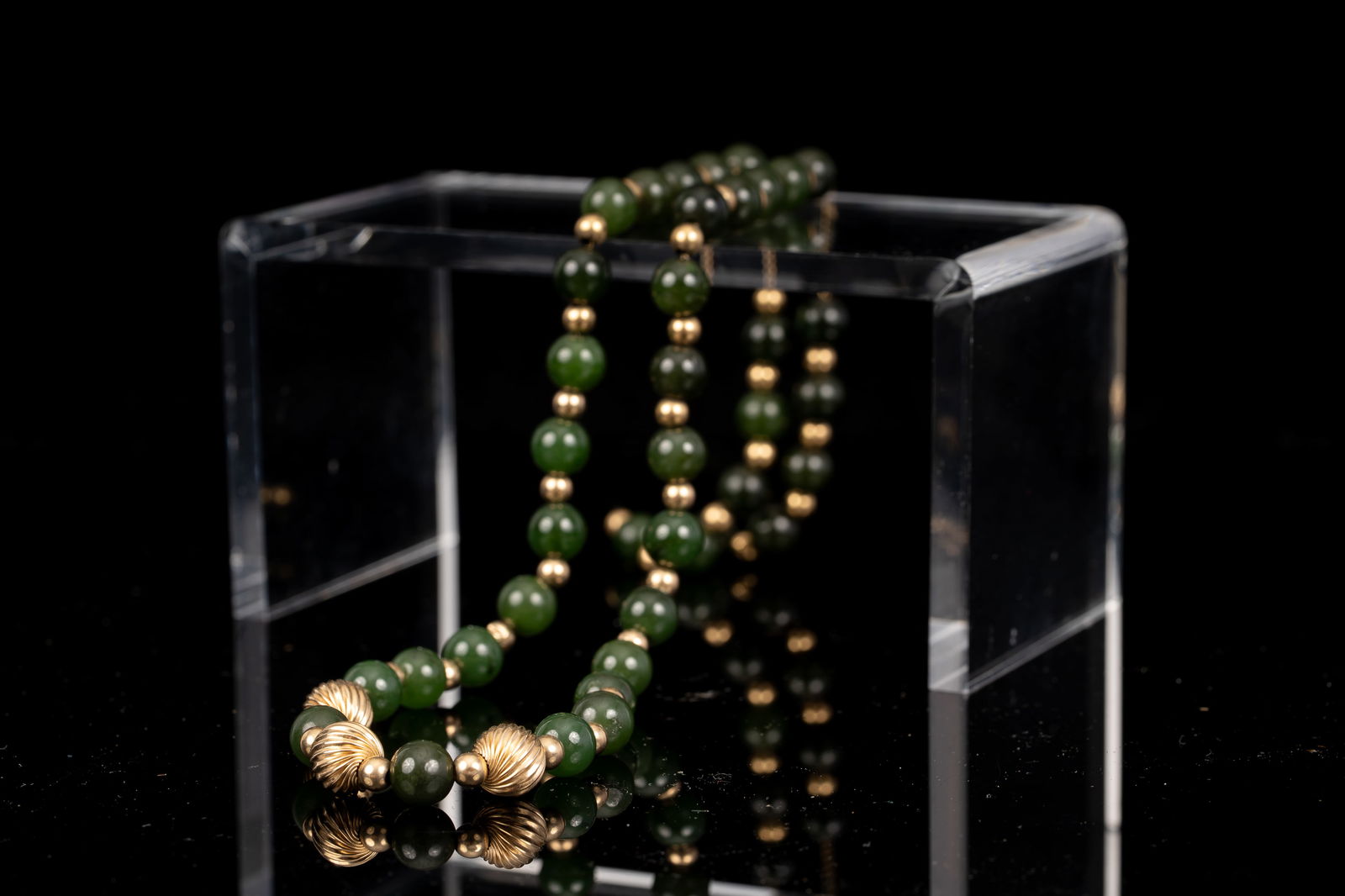14K Yellow Gold and Jade Bead Necklace (1 of 3)