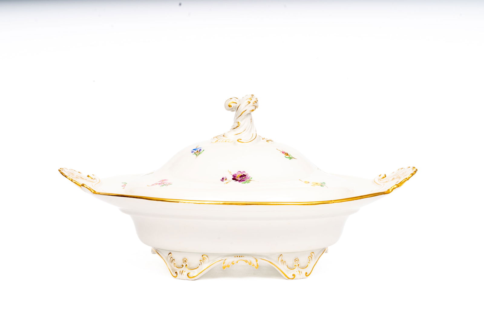 Meissen Porcelain Vegetable Tureen (1 of 4)