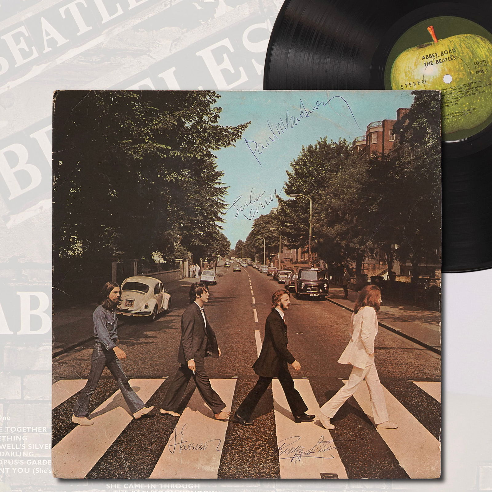 THE BEATLES FULLY SIGNED "ABBEY ROAD" LP ALBUM (1 of 5)