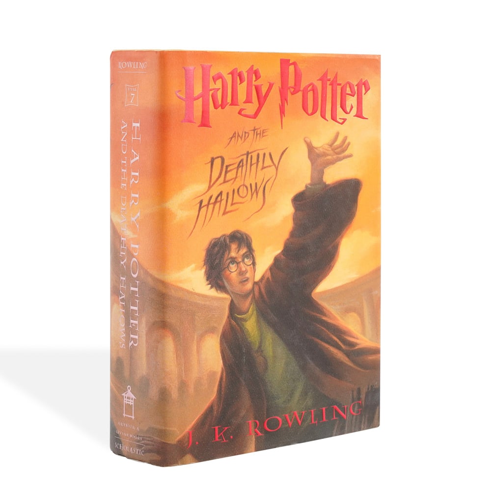 J.K. ROWLING (B.1965) SIGNED "HARRY POTTER AND THE DEATHLY HALLOWS" (1 of 5)