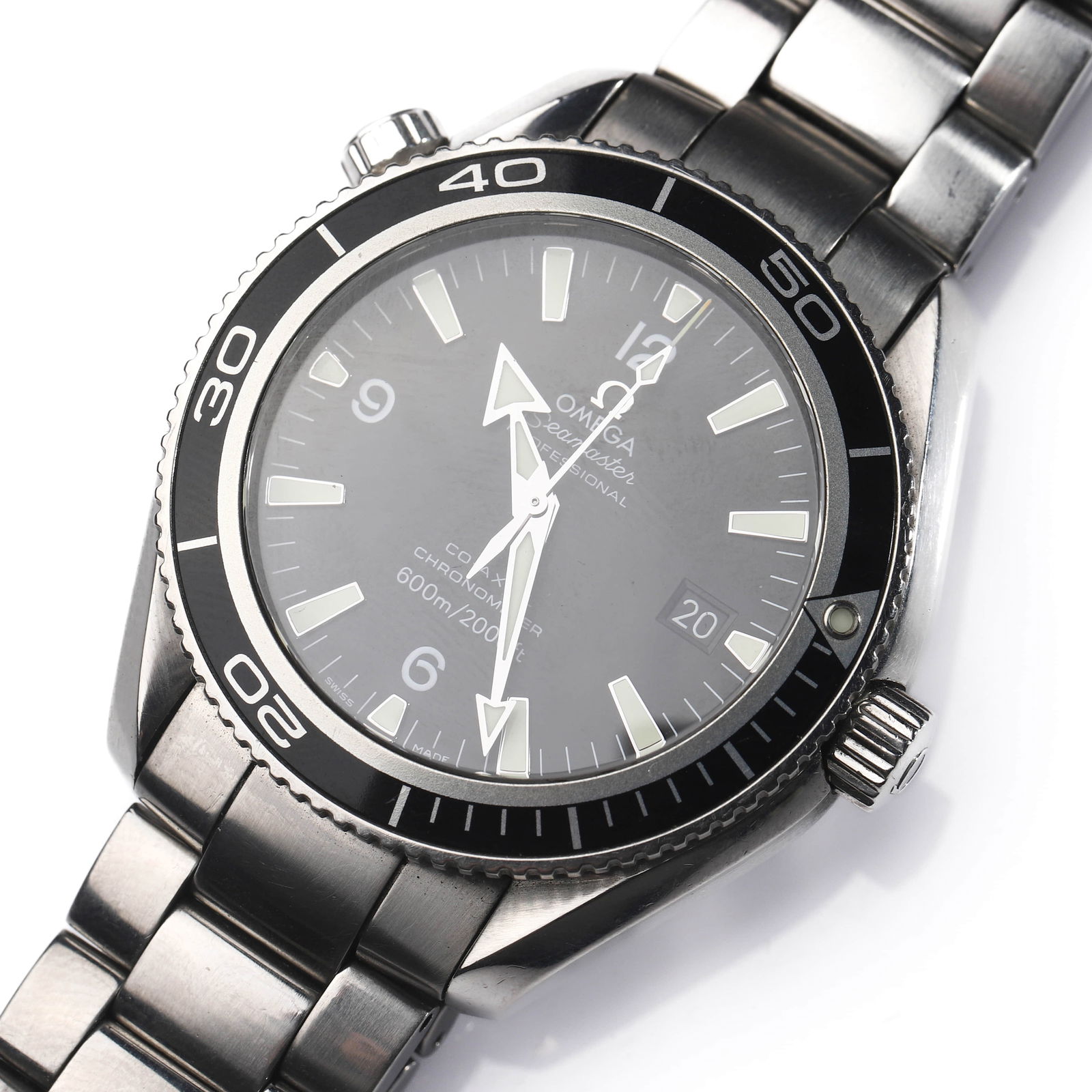 OMEGA SEAMASTER PLANET OCEAN PROFESSIONAL CO-AXIAL DIVER’S WATCH. (1 of 11)