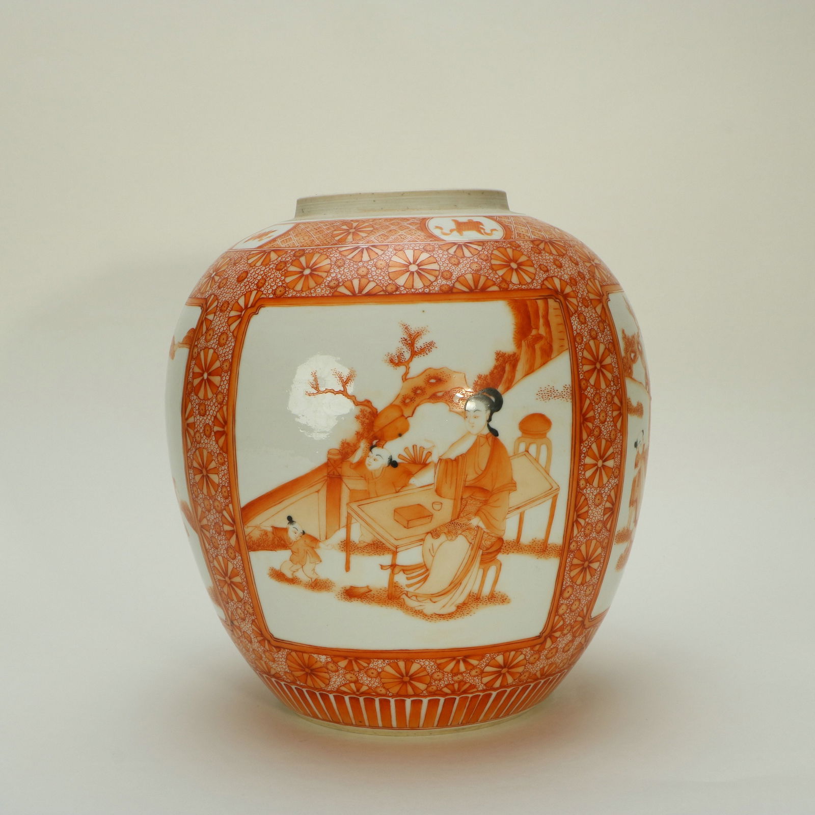 Alum - red Colored Jar with Figure Patterns - 3