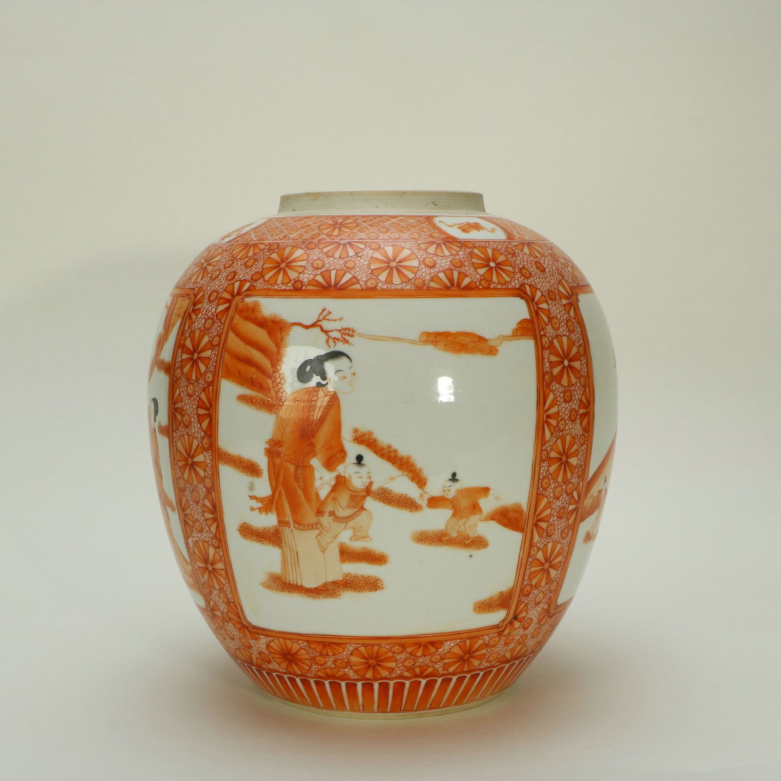 Alum - red Colored Jar with Figure Patterns - 4