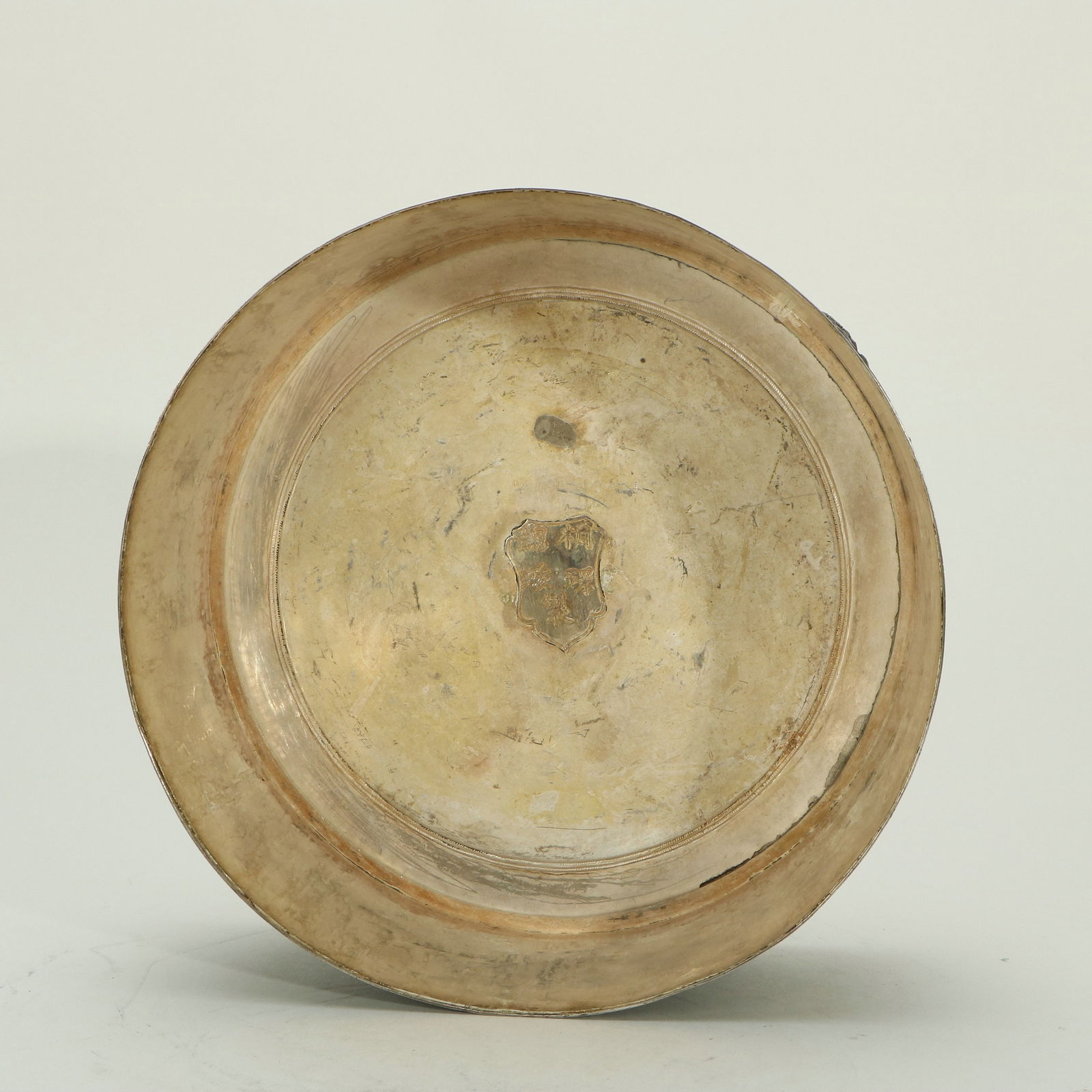 Silver - gilt Box with Chiseled Dragon Patterns - 7